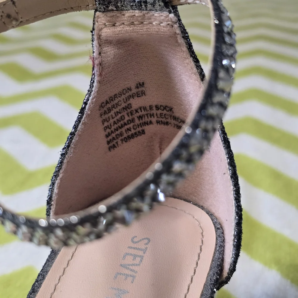 Steve Madden Black and Silver Rhinestone Girl's Heels Size: 4M